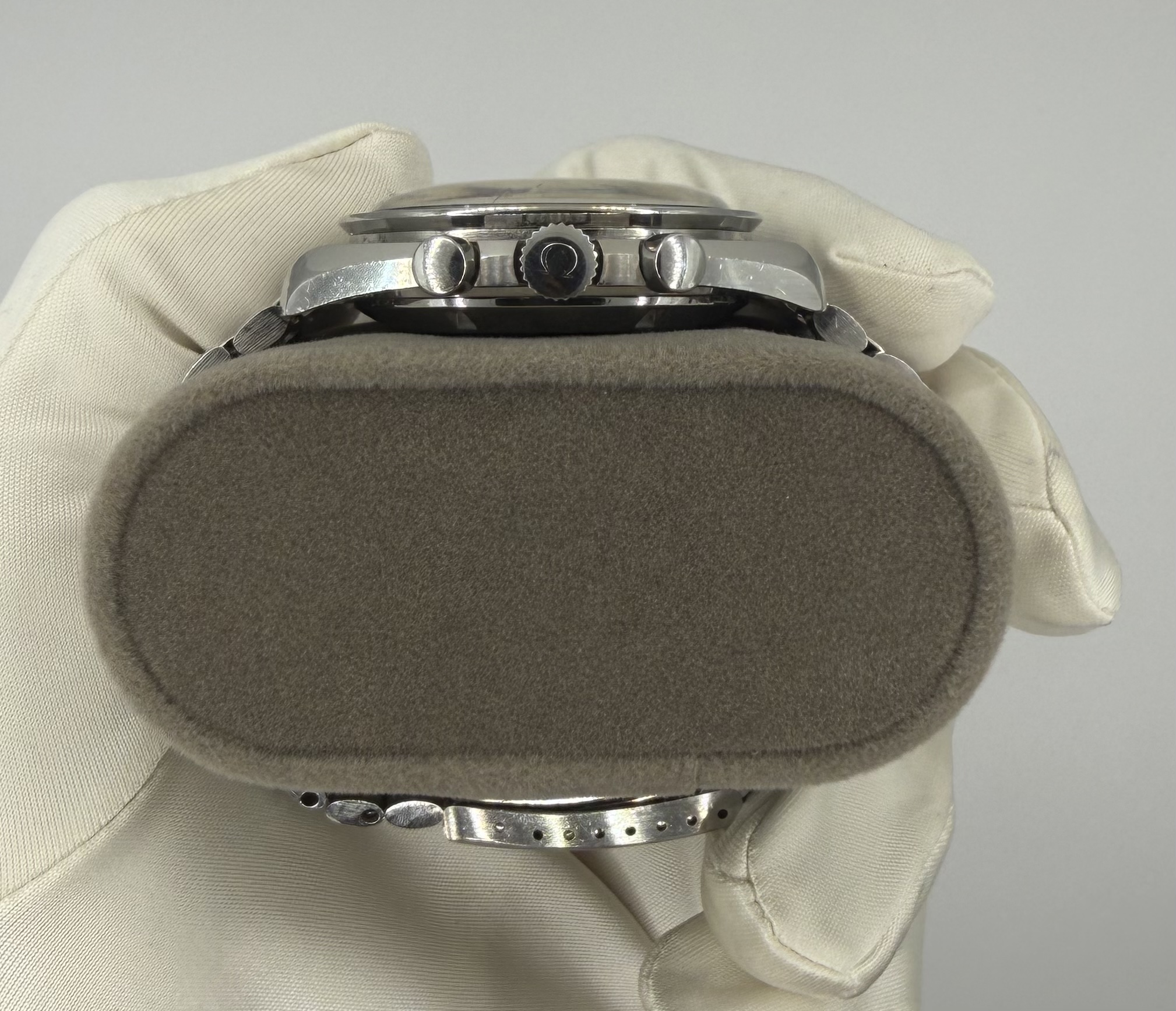 Omega Speedmaster Gehäuseboden